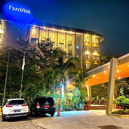 Famvida Hotel Lubuklinggau Eksteriør bilde