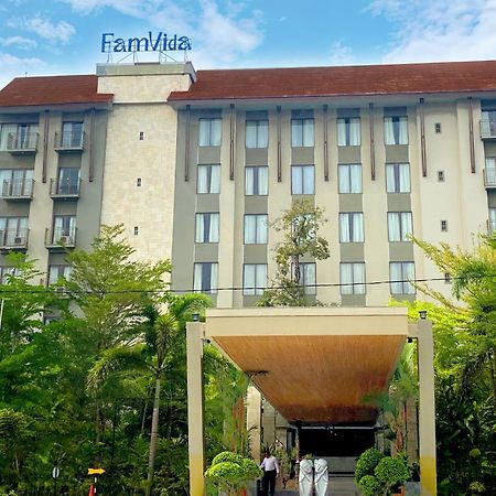Famvida Hotel Lubuklinggau Eksteriør bilde